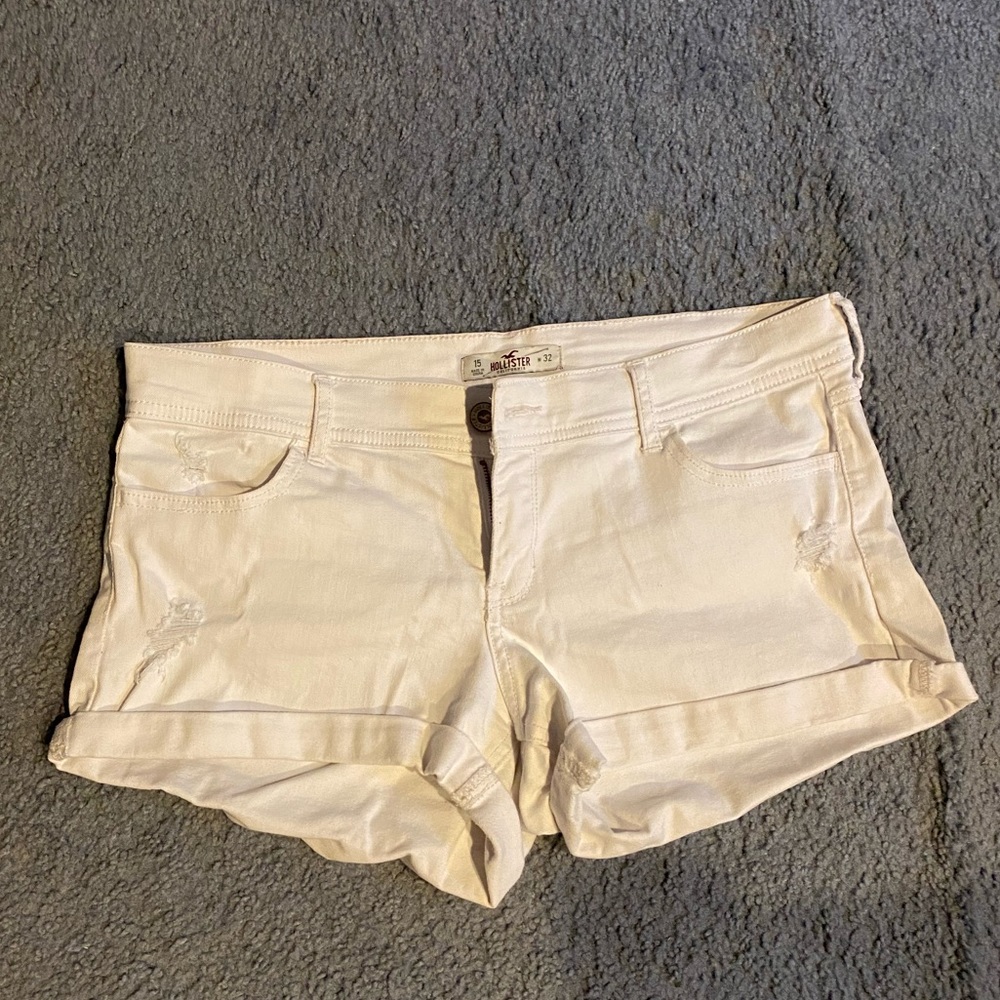 Hollister Jean shorts (size 15 w32)